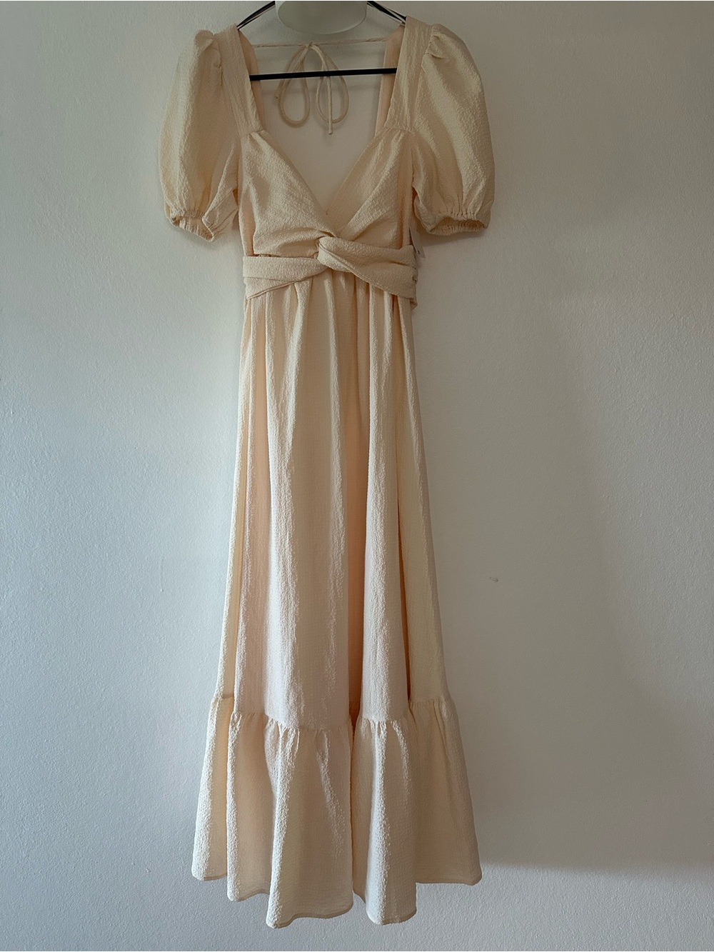 ASTR the label Cream Puff-Sleeve Maxi Dress with Tie Waist